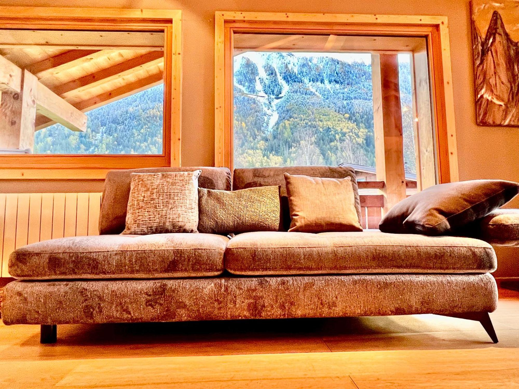 Chalet Isabelle Mountain Lodge 5 Star 5 Bedroom En Suite Sauna Jacuzzi Chamonix Exterior photo