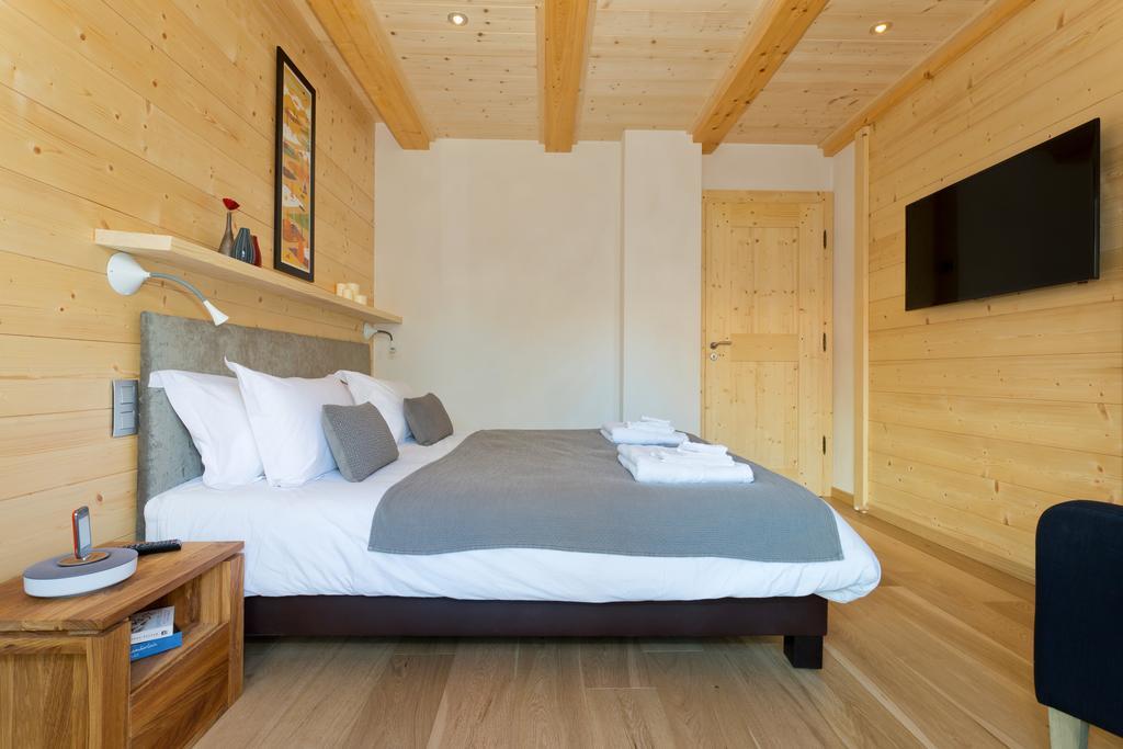 Chalet Isabelle Mountain Lodge 5 Star 5 Bedroom En Suite Sauna Jacuzzi Chamonix Exterior photo